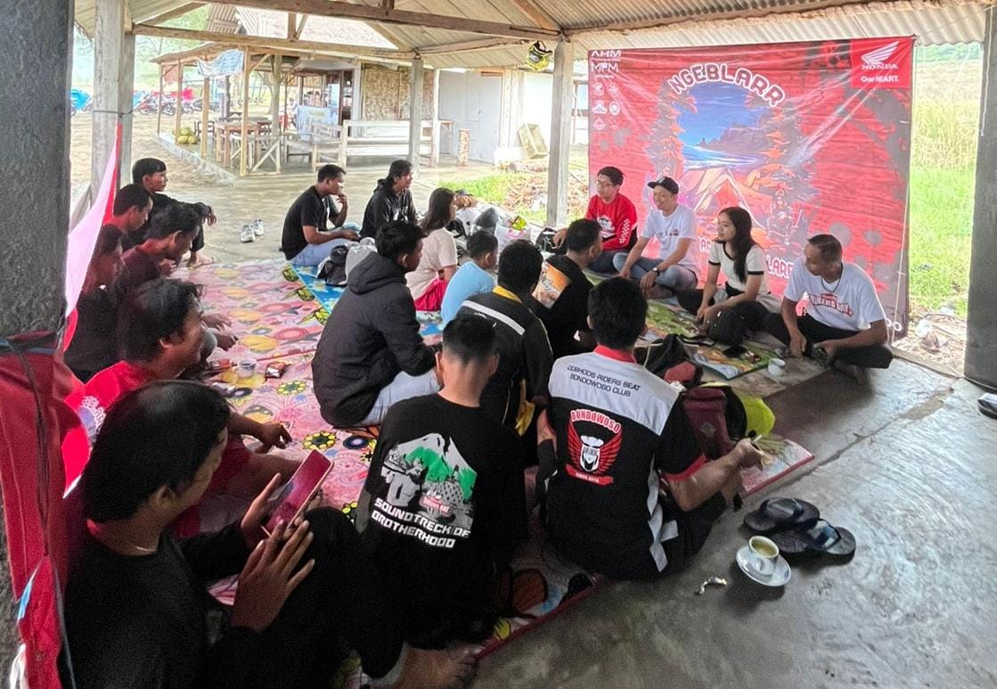 Ribuan Bikers BeAT Padati Pantai Dlodo di BeAT & Battle Paguyuban BeAT Jatim